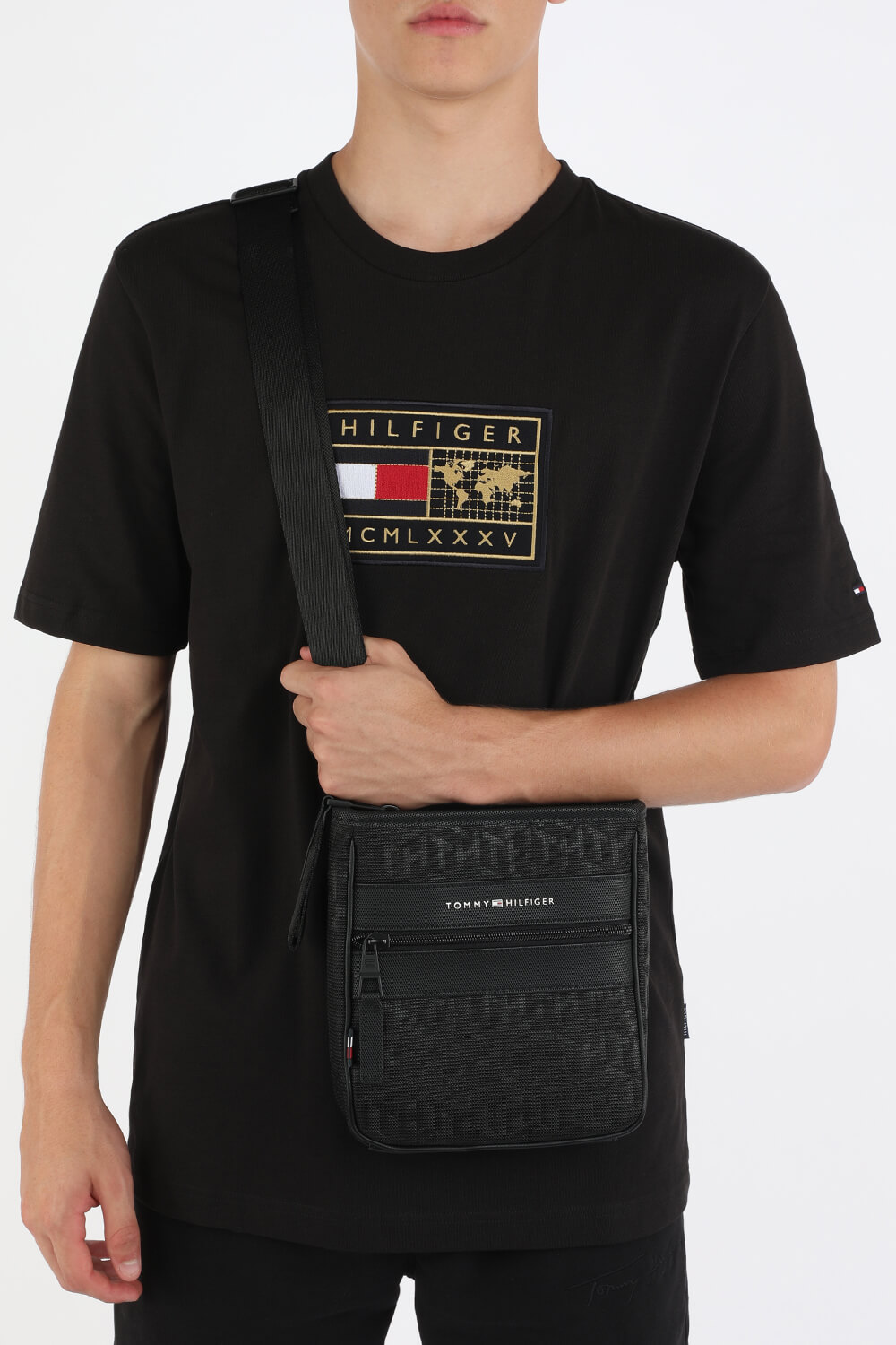 תמונת כל הלוק של Elevated Nylon Monogram Mini Cross Over Mono Bag TOMMY HILFIGER